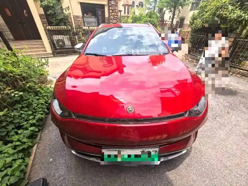 Denza X 2020 PHEV Classic Edition фото 2