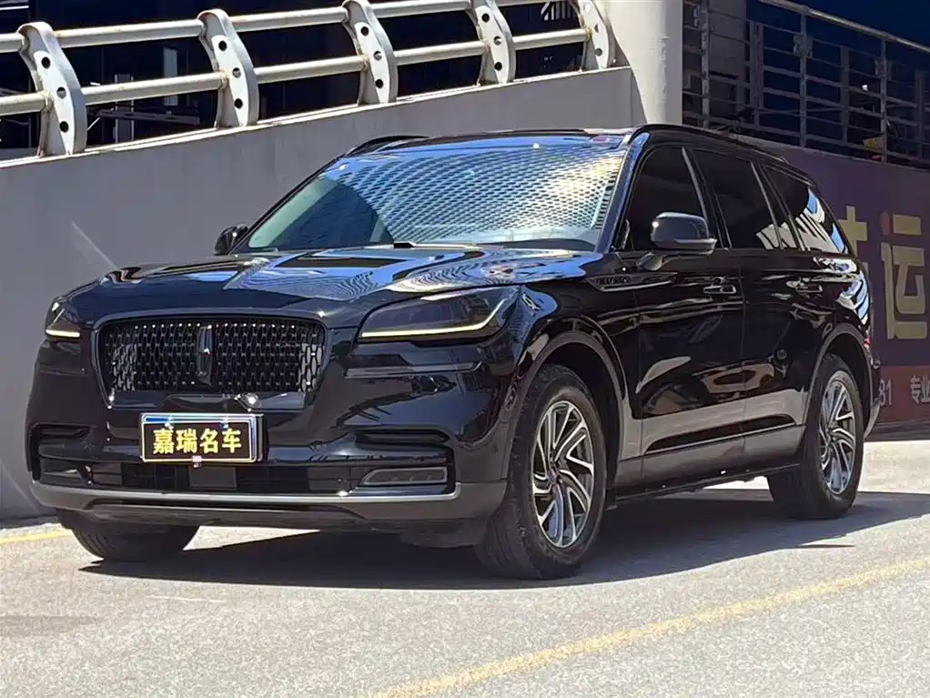 Lincoln Aviator 2023 3.0T V6 AWD Premium Cruise Edition 6-Seater