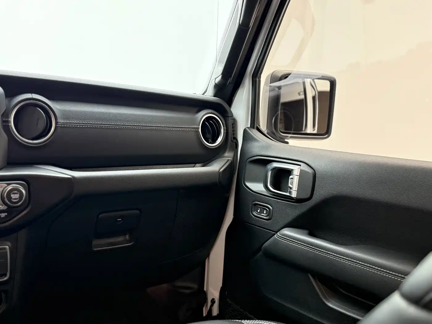 Jeep Wrangler 4xe 2022 2021 4-Door 2.0T 4xe Sahara