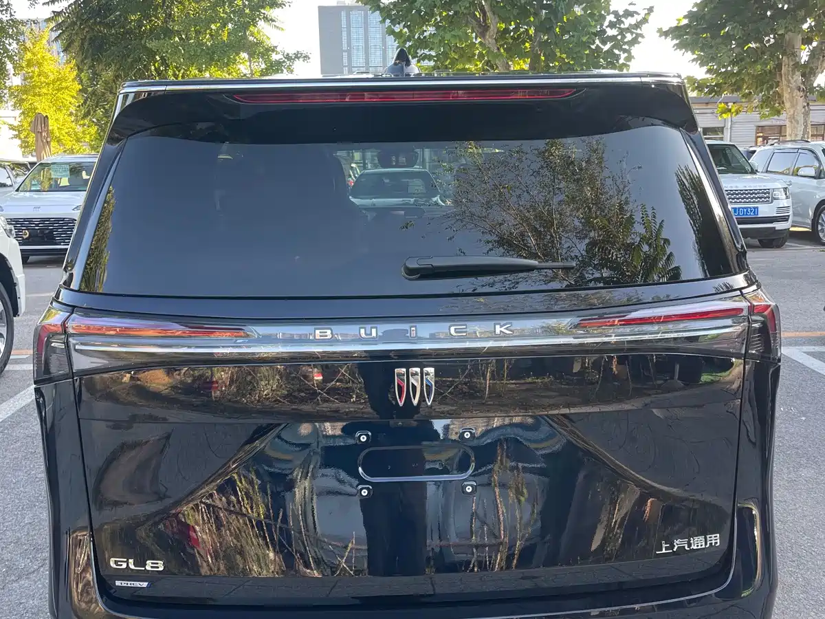 Buick GL8 New Energy 2026 2025 Land Honor Premium Edition 7-Seater