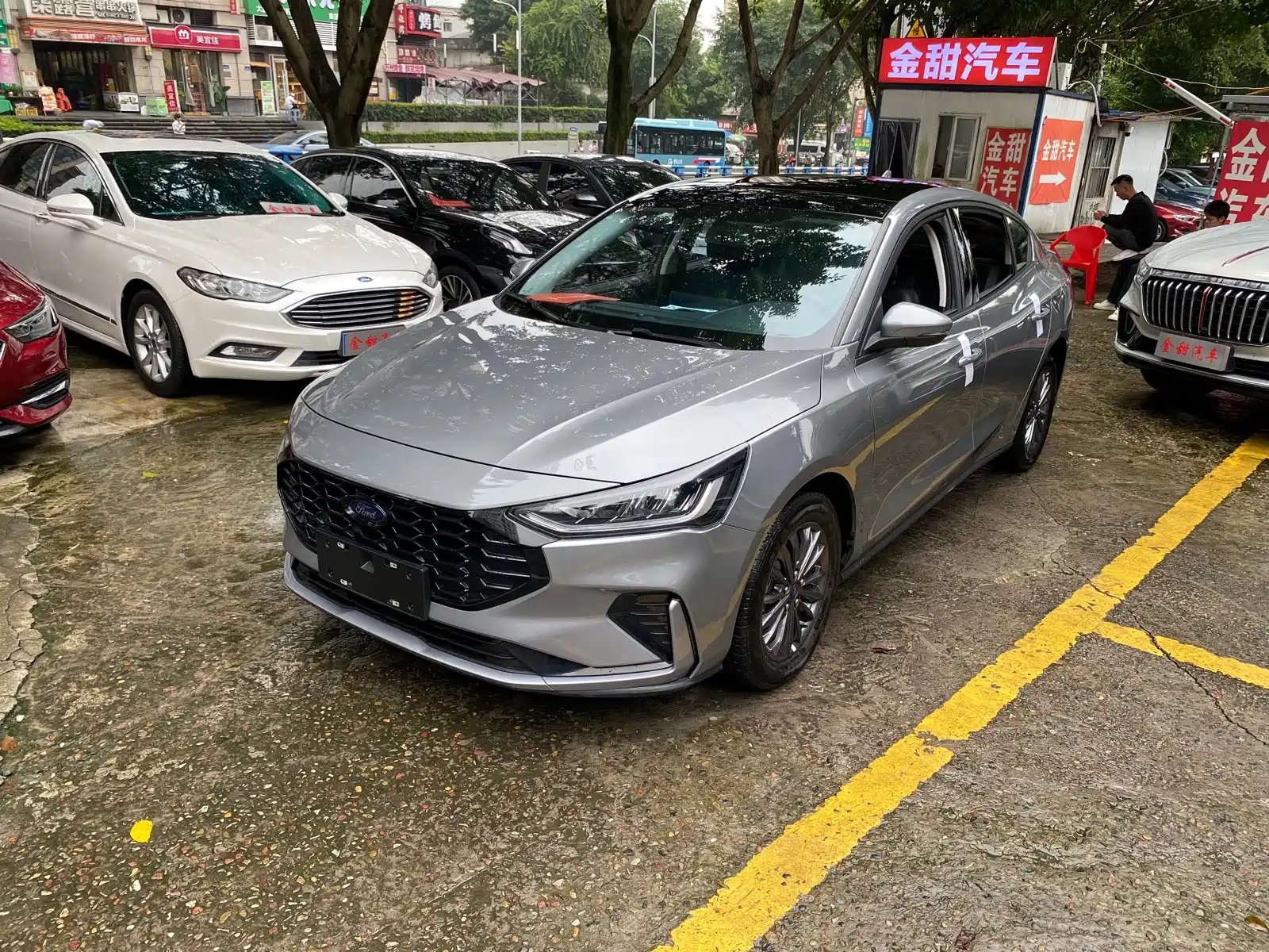 Фото 3 - Ford Focus
