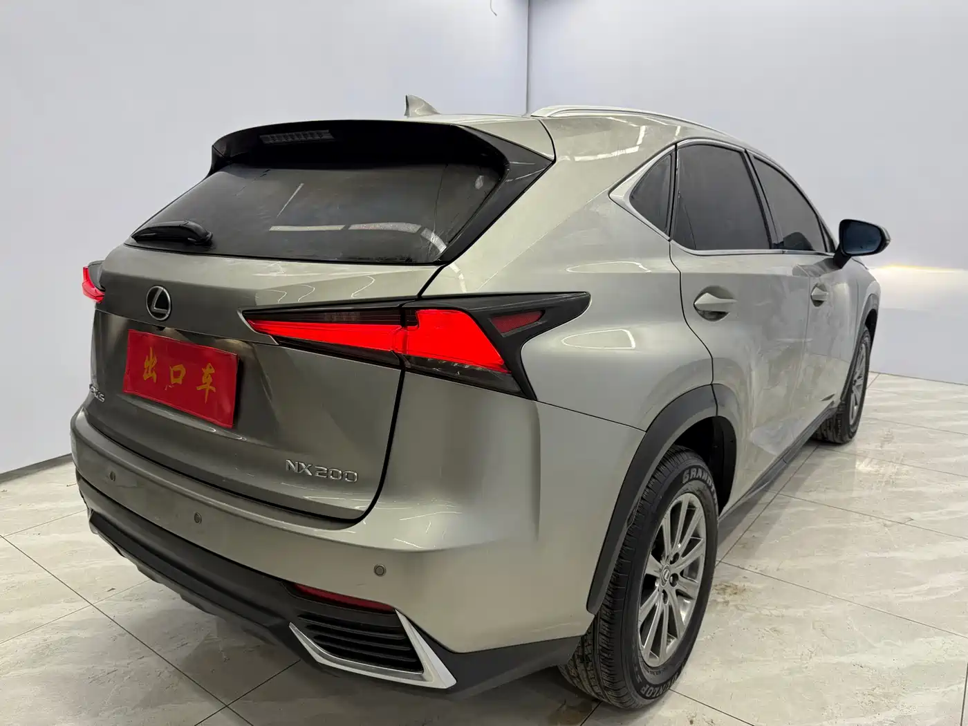 LEXUS NX