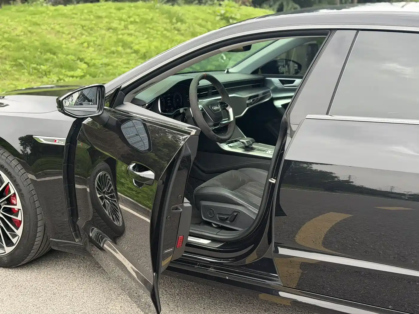 Audi A7L 2024 45 TFSI Luxury фото 15