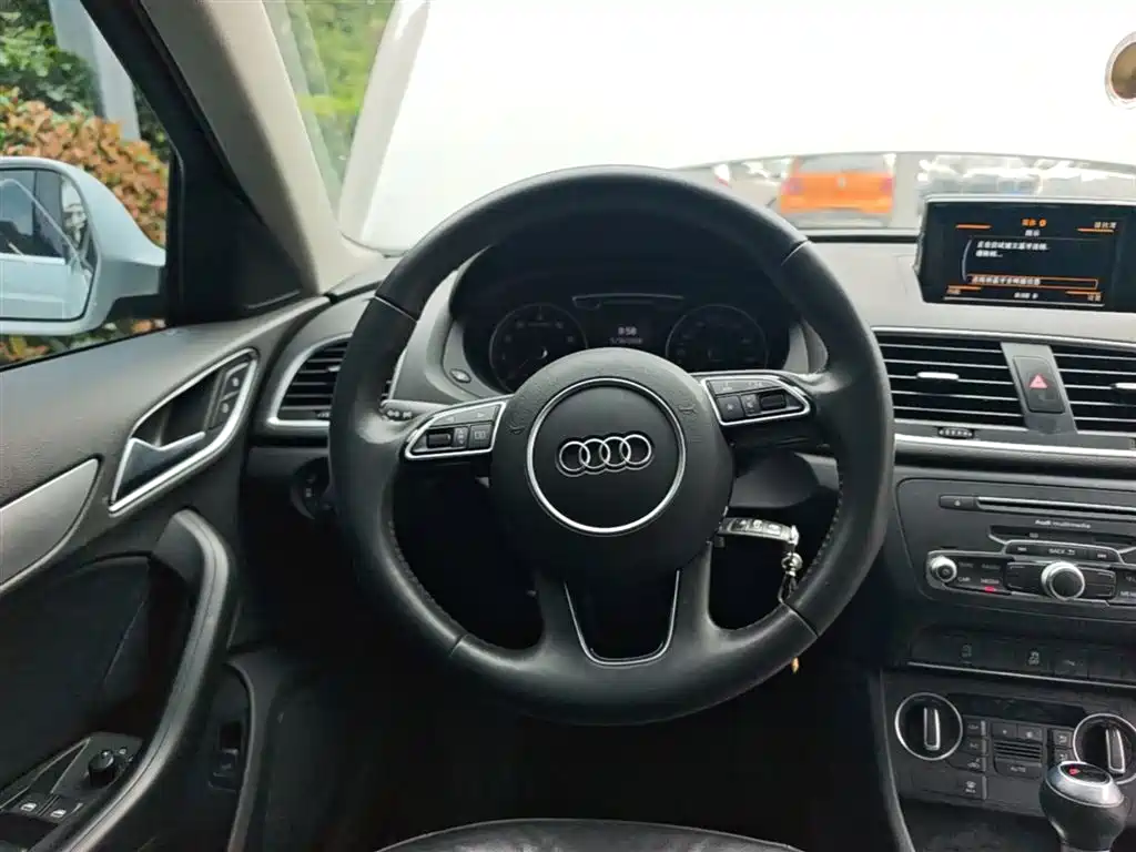 Audi Q3 2018 30th Anniversary Edition 30 TFSI Fashion фото 17