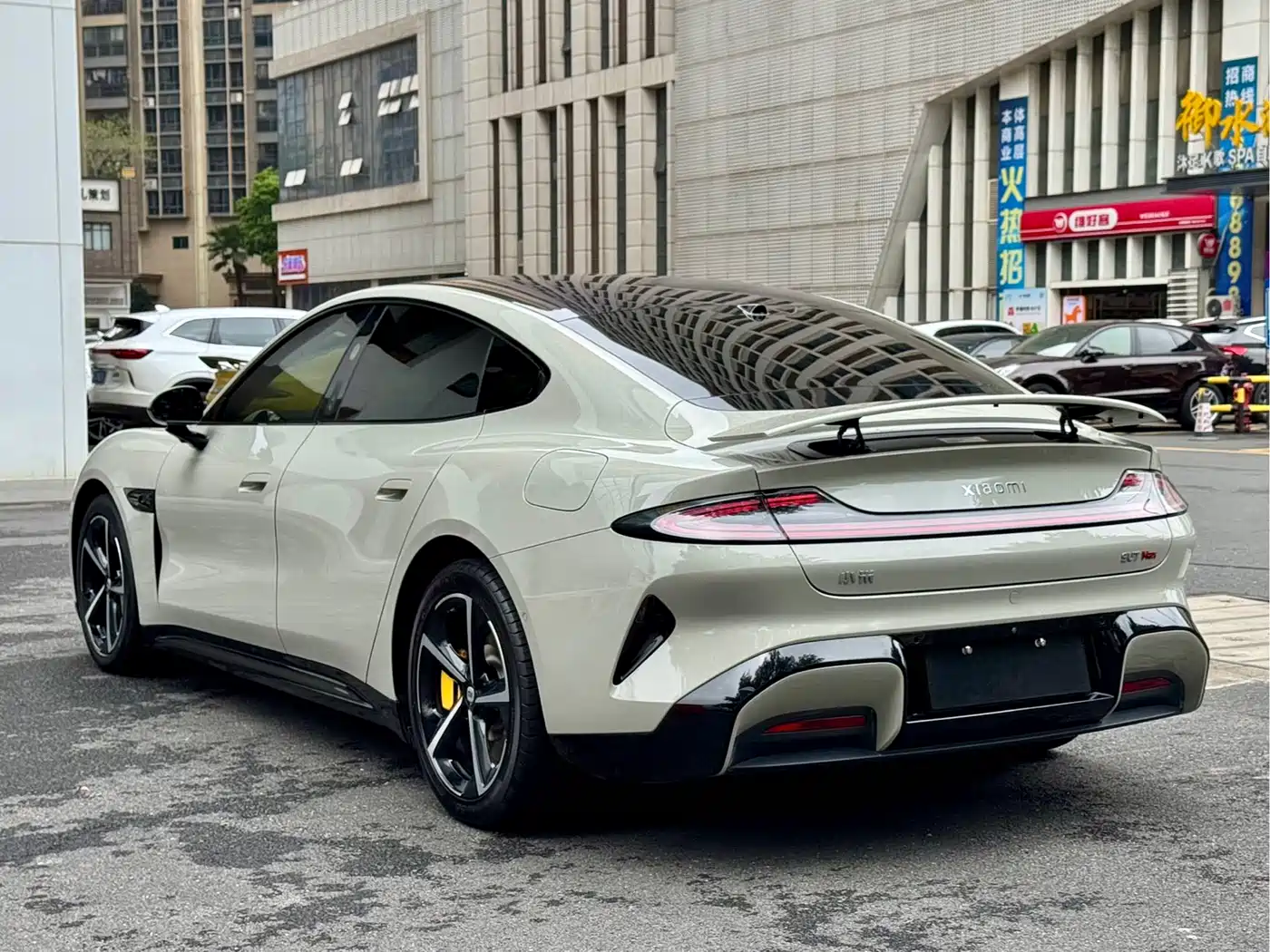 XIAOMI CAR XIAOMI SU7