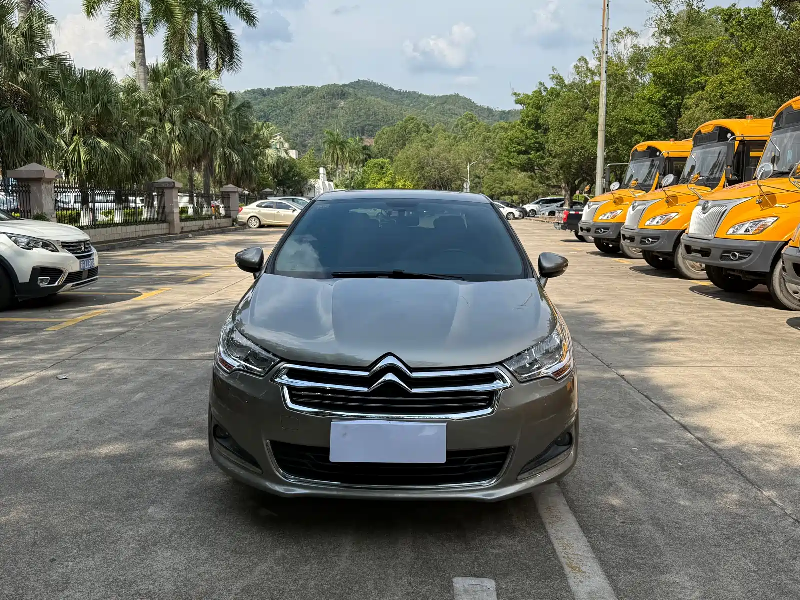 Photo 2 - Citroën C4L