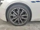 Photo 23 - Maserati Ghibli