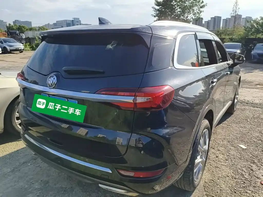Photo 7 - Buick Enclave