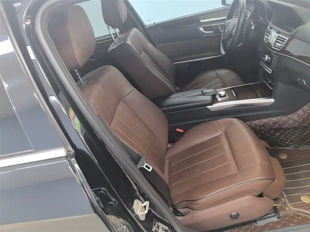 Mercedes-Benz E-Class 2015 E 320 L 4MATIC фото 19