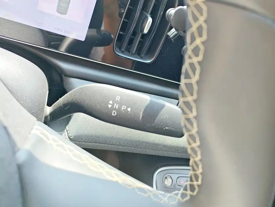 BYD Hai Shi 05 EV 2025 2025 520KM Smart Navigation Edition