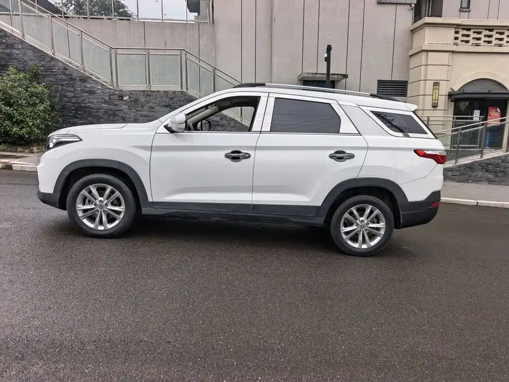 Dongfeng Fengguang Fengguang S560 2020 2019 1.8L CVT Elite