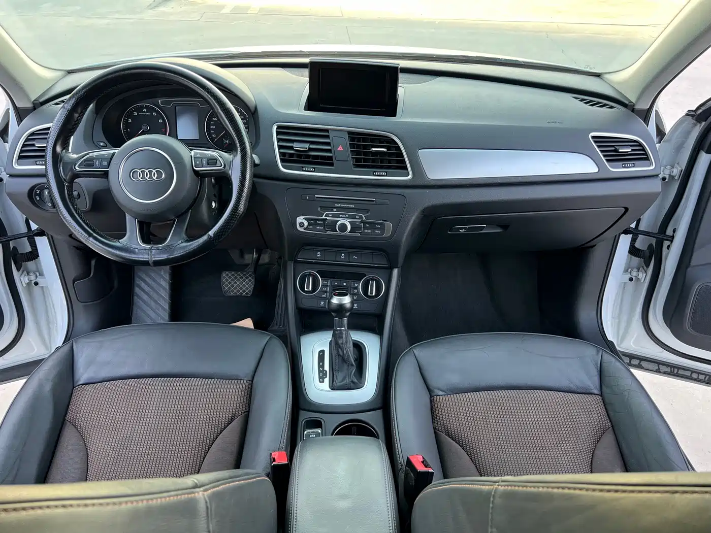 Photo 7 - Audi Q3