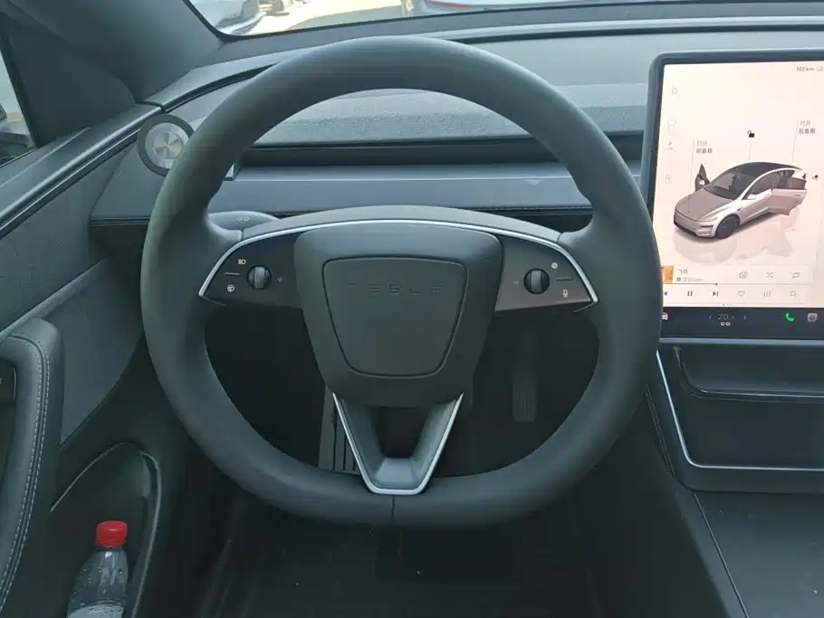 Tesla Model Y 2026 2026 Rear-Wheel Drive
