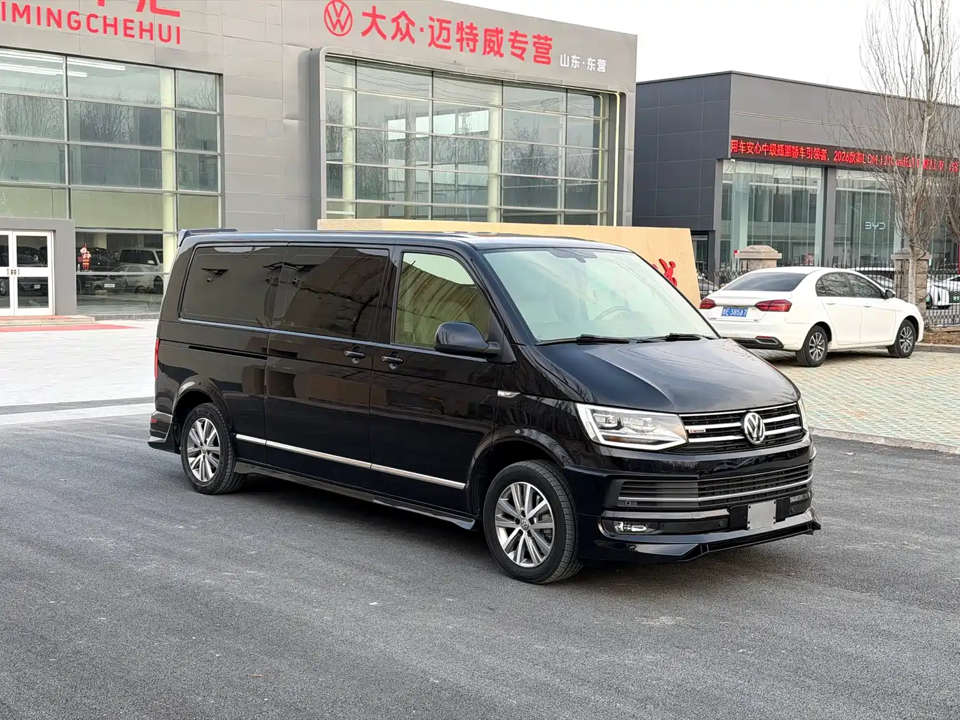 Volkswagen Caravelle 2018 2.0TSI 4WD Luxury Edition 7-Seater фото 3