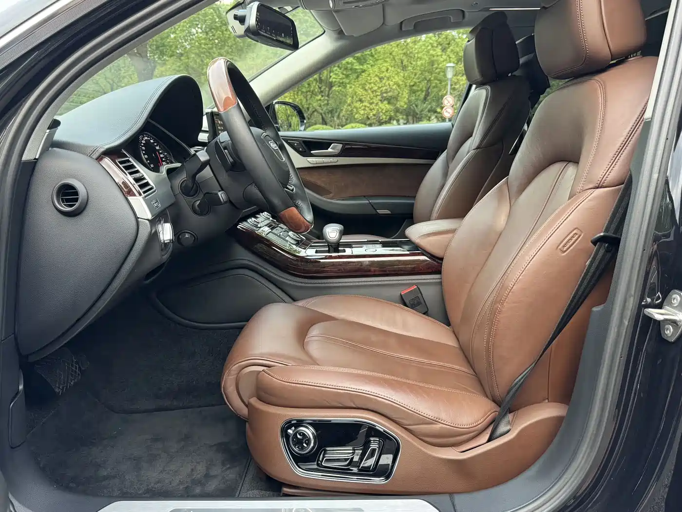Audi A8 2013 A8L 55 TFSI quattro Luxury фото 7