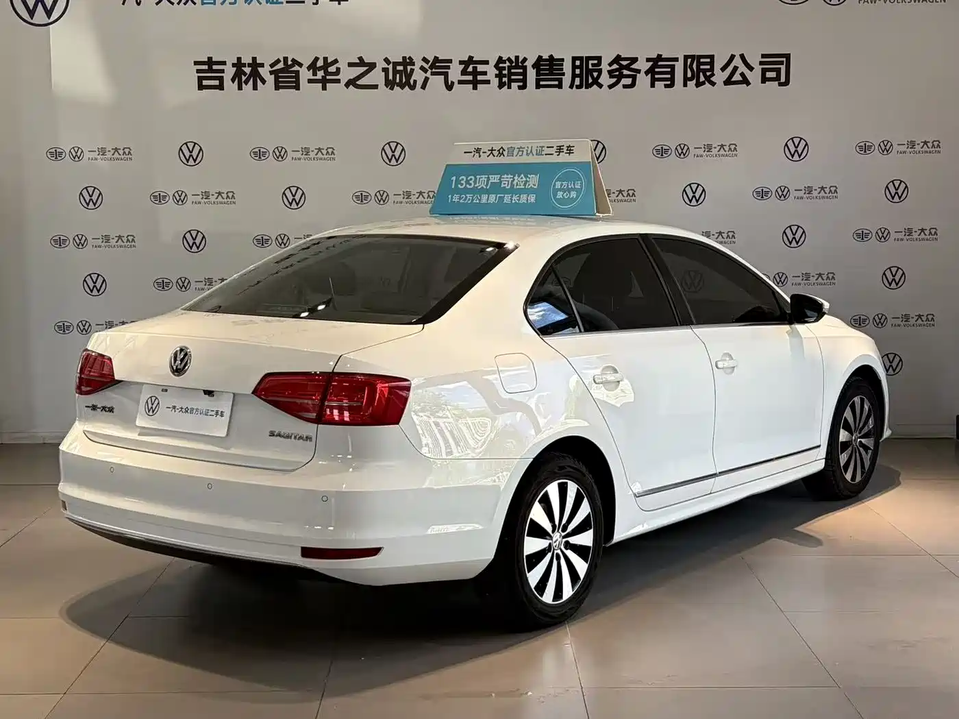 Volkswagen Sagitar 2018 1.6L Automatic Comfort фото 4