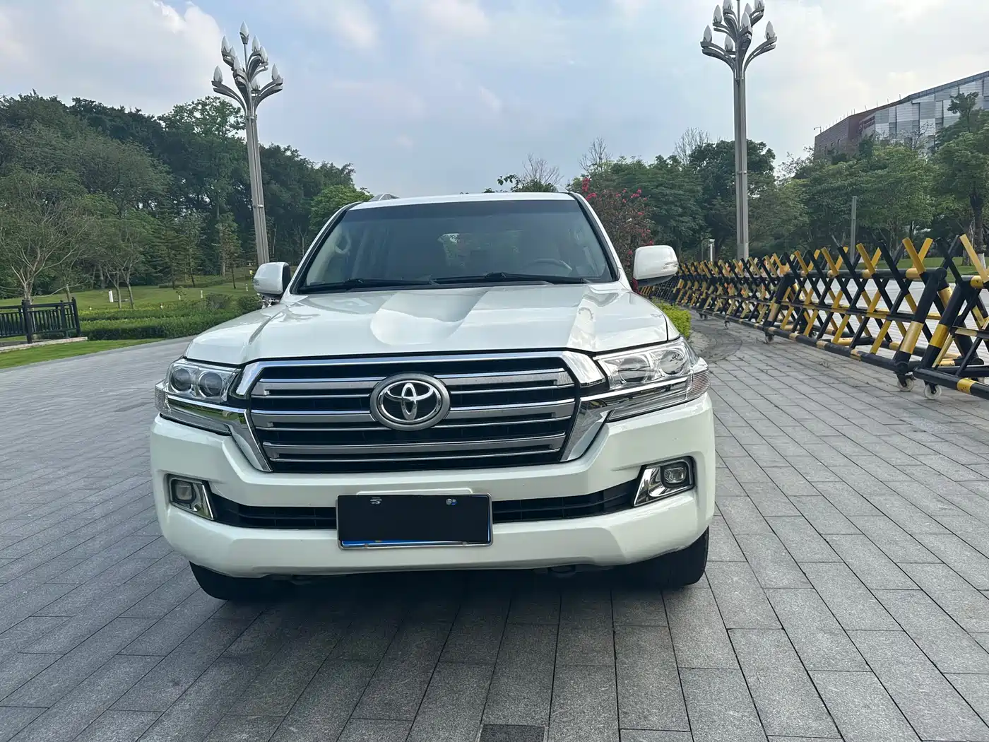 Toyota Land Cruiser (Import) фото 12