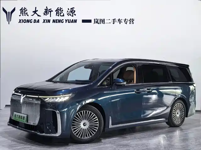 Voyah Dreamer PHEV, полный привод, флагман Kunpeng