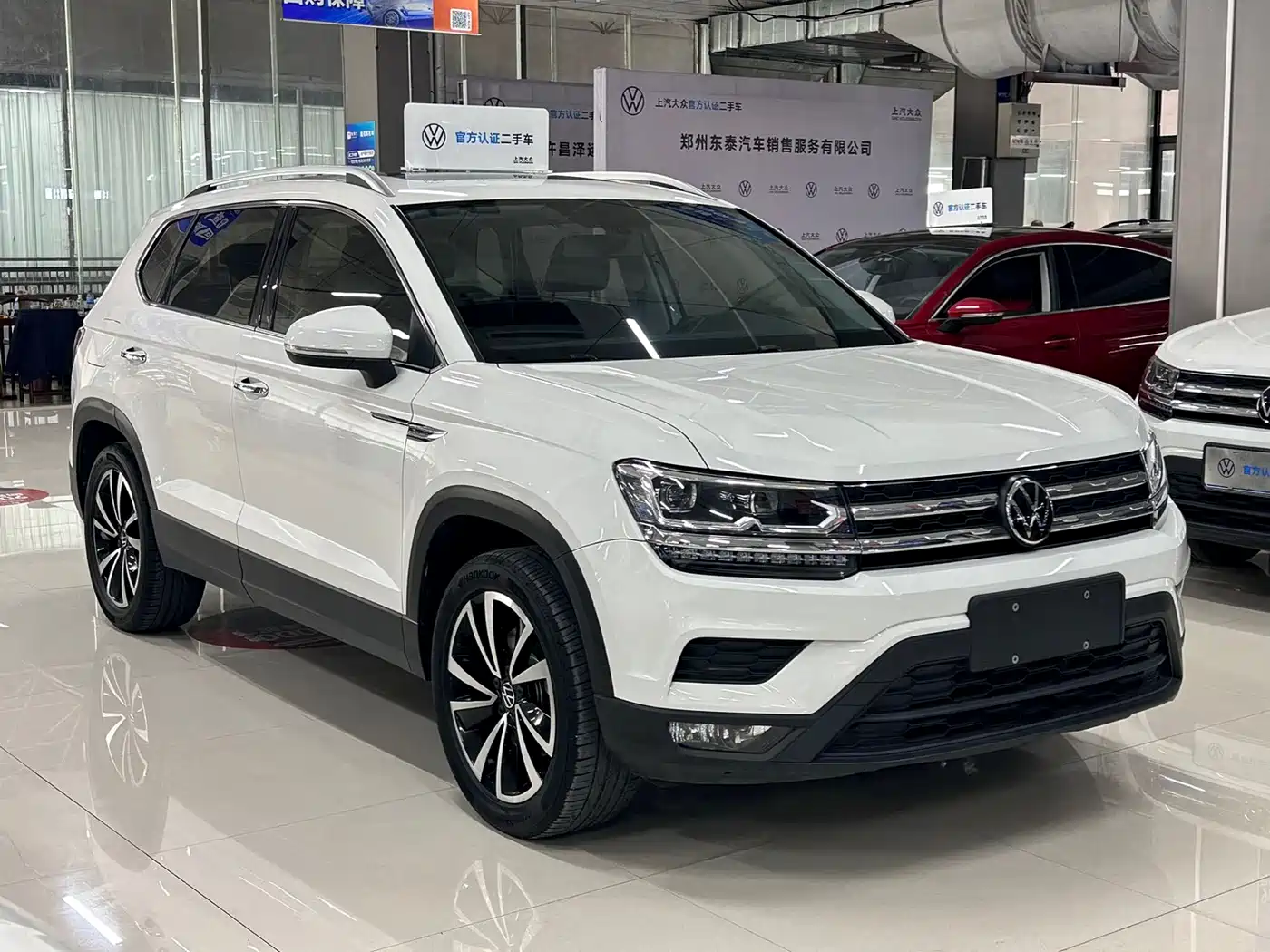 Volkswagen Tharu 2022 280TSI FWD Luxury Edition фото 3