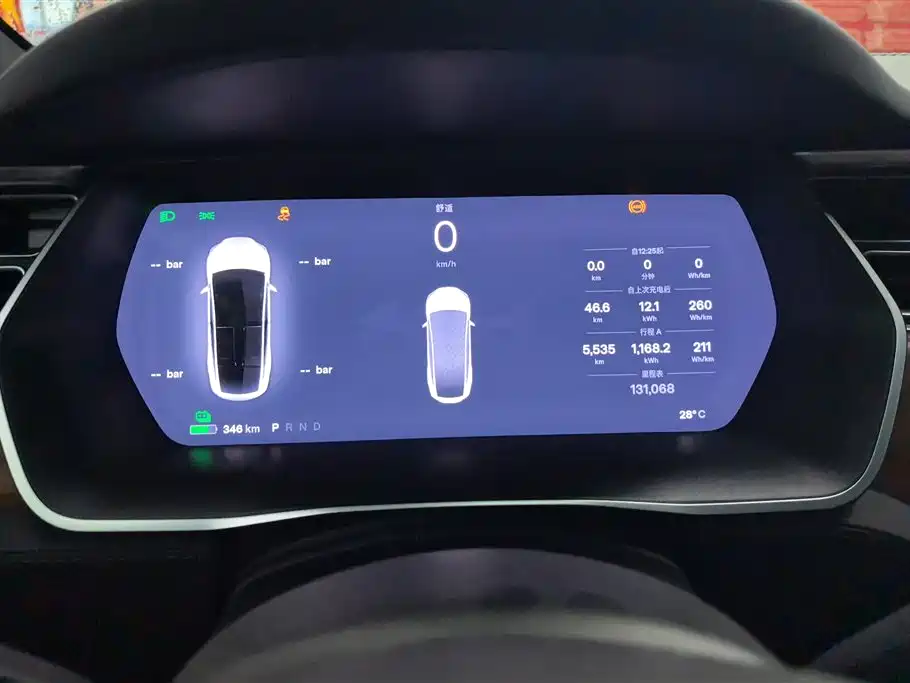 TESLA MODEL X