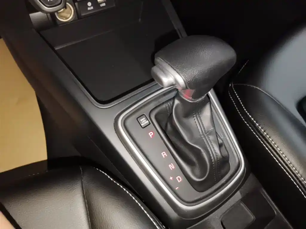 KIA K2