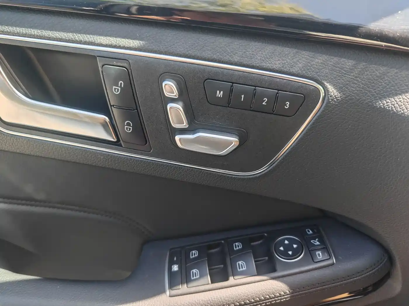 Mercedes-Benz E-Class 2015 Facelift E 260 L Sport фото 14