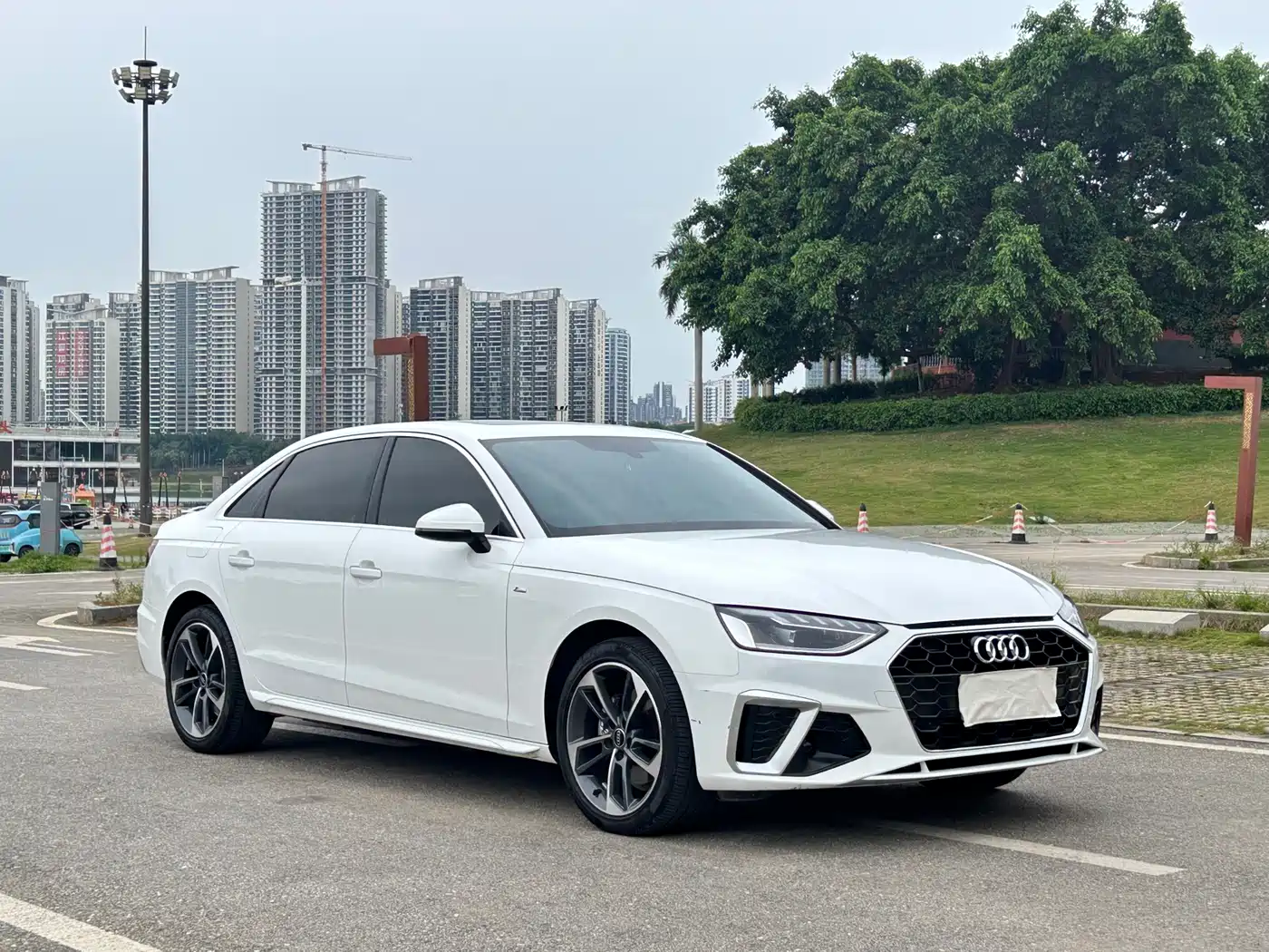 AUDI A4L