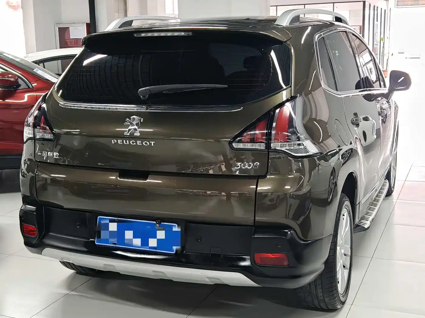 Peugeot 3008 2016 2.0L Automatic Standard Edition фото 4