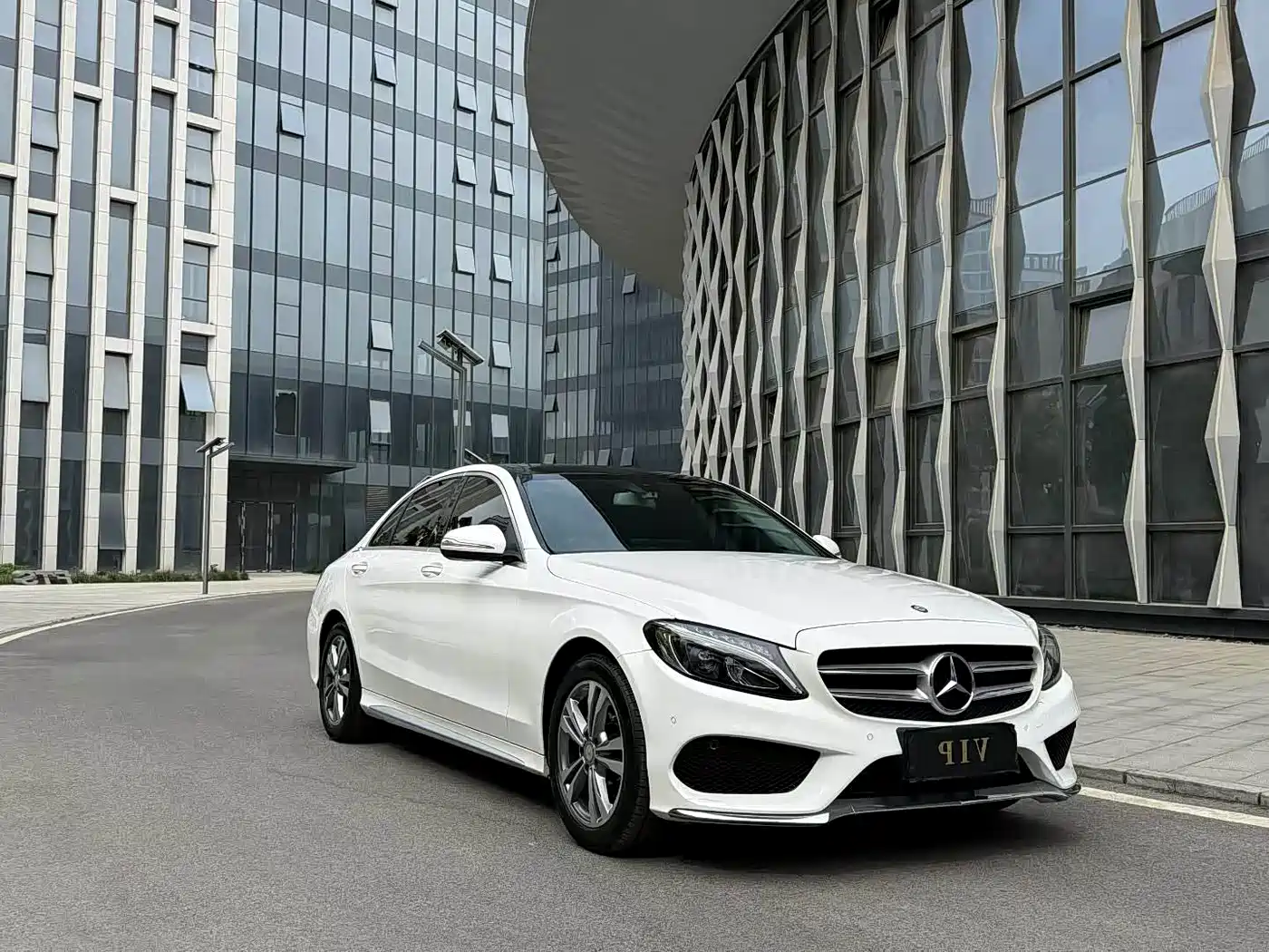 Mercedes-Benz C-Class 2017 C 200 L Sport фото 3