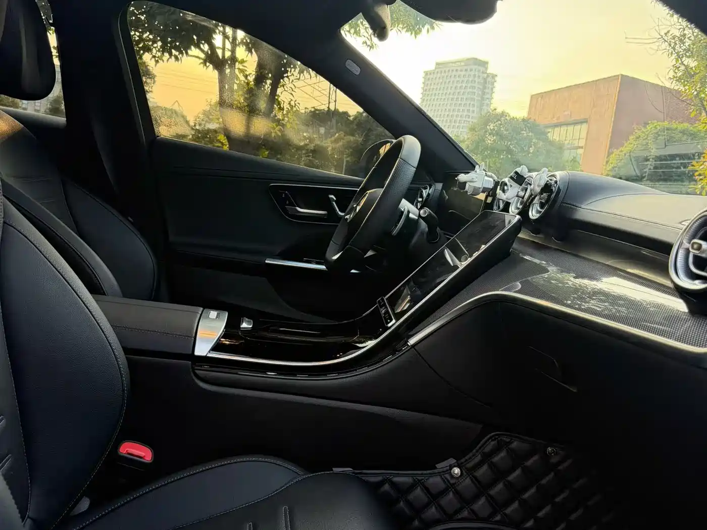 Mercedes-Benz C-Class 2023 C 260 L Sport фото 5