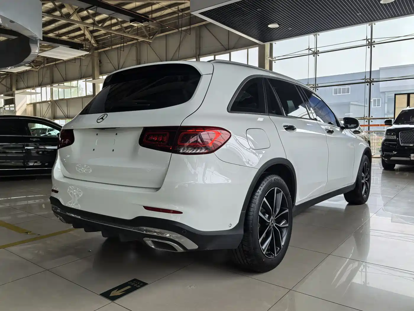 Mercedes-Benz GLC 2021 GLC 260 L 4MATIC Luxury фото 6