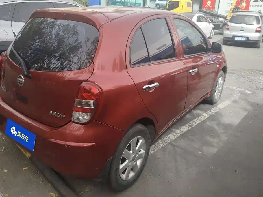 Nissan March 2015 2010 1.5L Automatic Easy Shine Edition