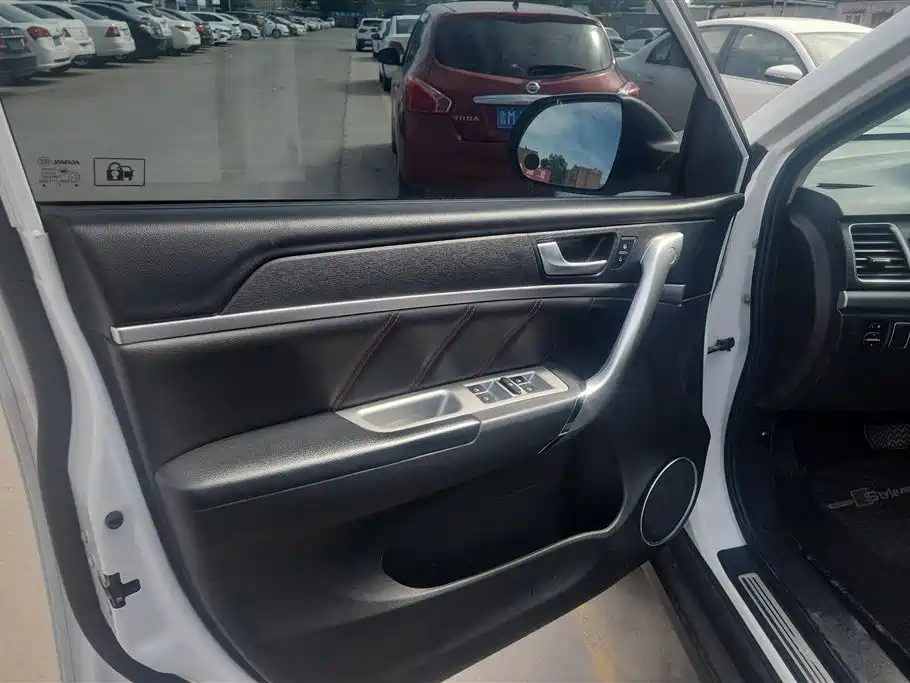 Haval M6 2018 1.5T DCT 2WD Elite фото 7