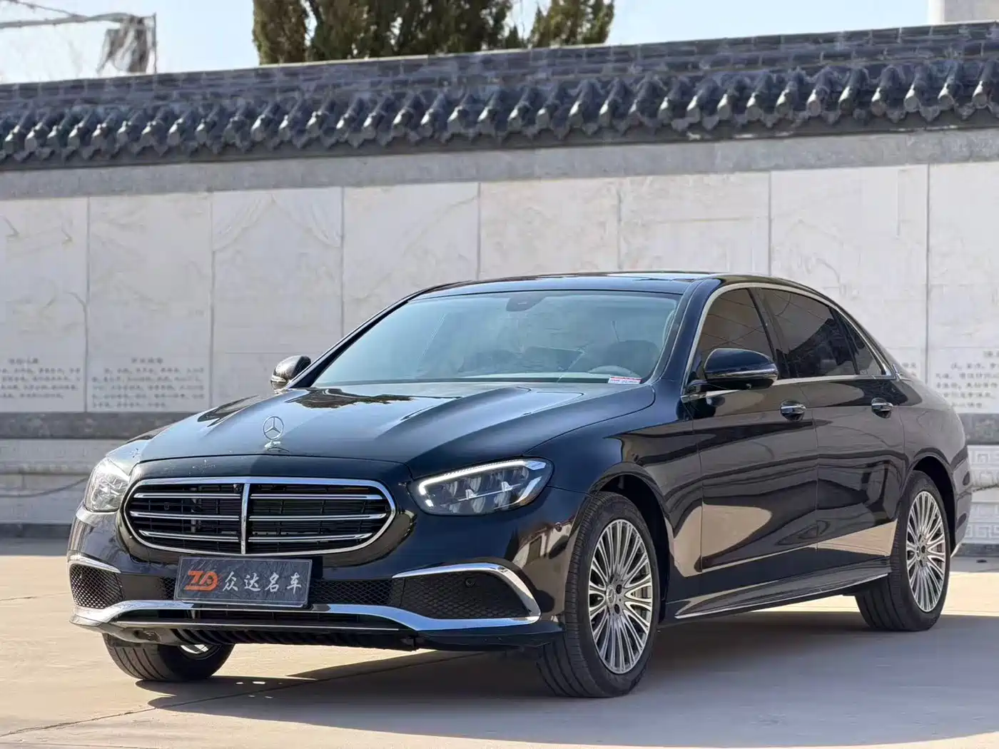  E CLASS