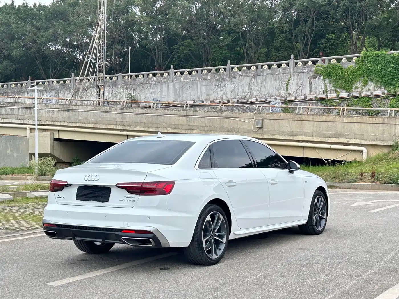 AUDI A4L