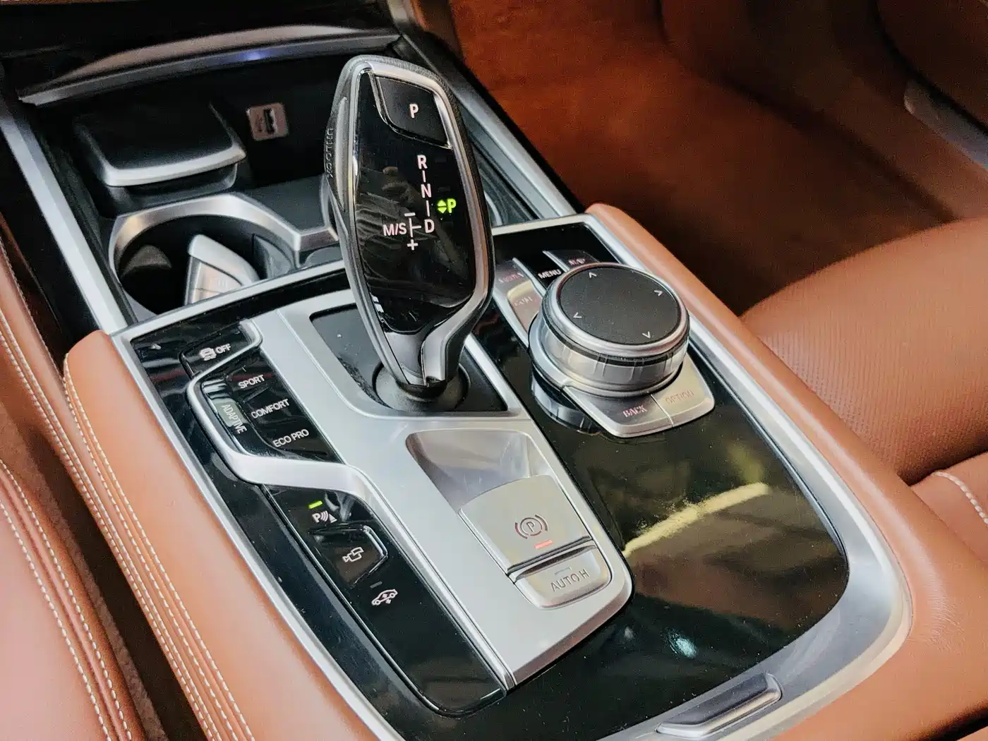 Photo 14 - BMW 7 Series