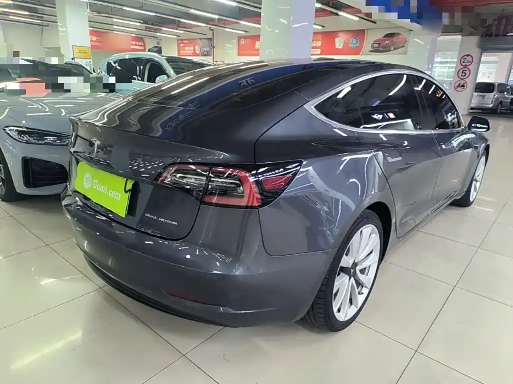 Tesla Model 3 (Import) 2019 2019 Long Range All-Wheel Drive Edition