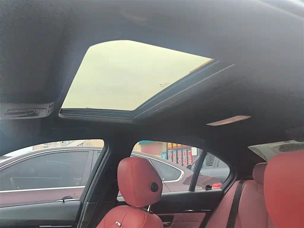 BMW 3 Series 2016 328i M Sport фото 18