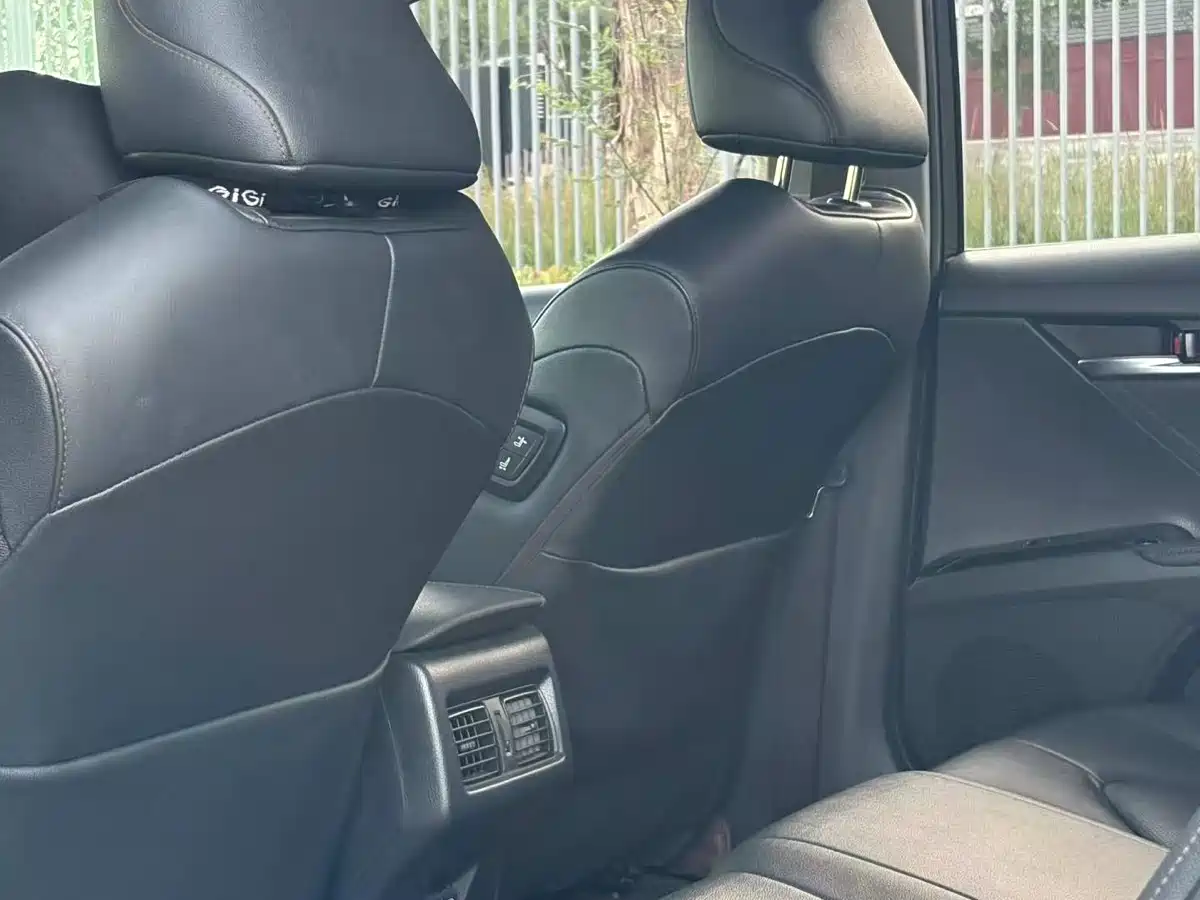 Toyota Camry 2019 Facelift 2.5G Luxury Edition фото 6
