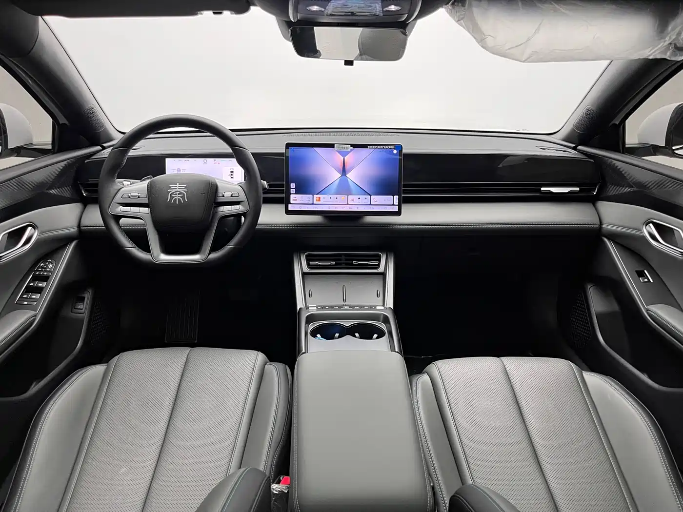 BYD Qin L 2025 EV 470KM Leading Edition фото 18