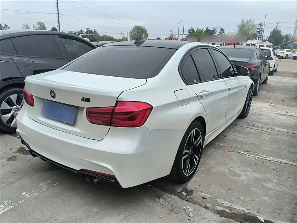 BMW 3 Series 2016 328i M Sport фото 7