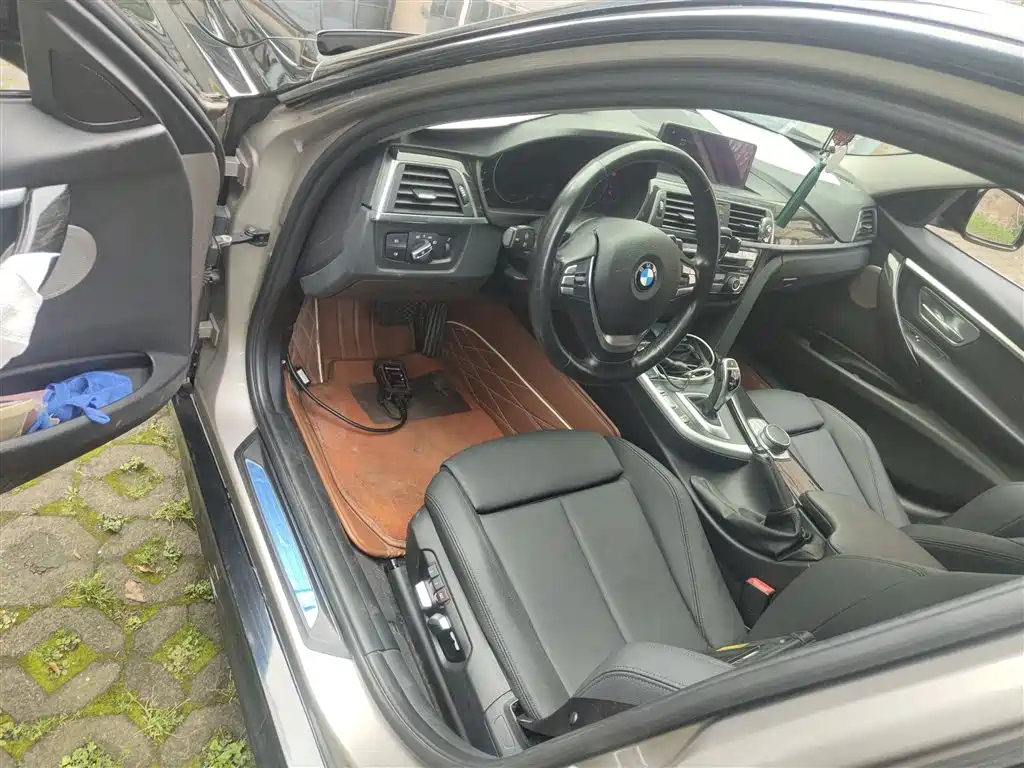BMW 3 Series 2018 320Li Leading Luxury Package фото 12