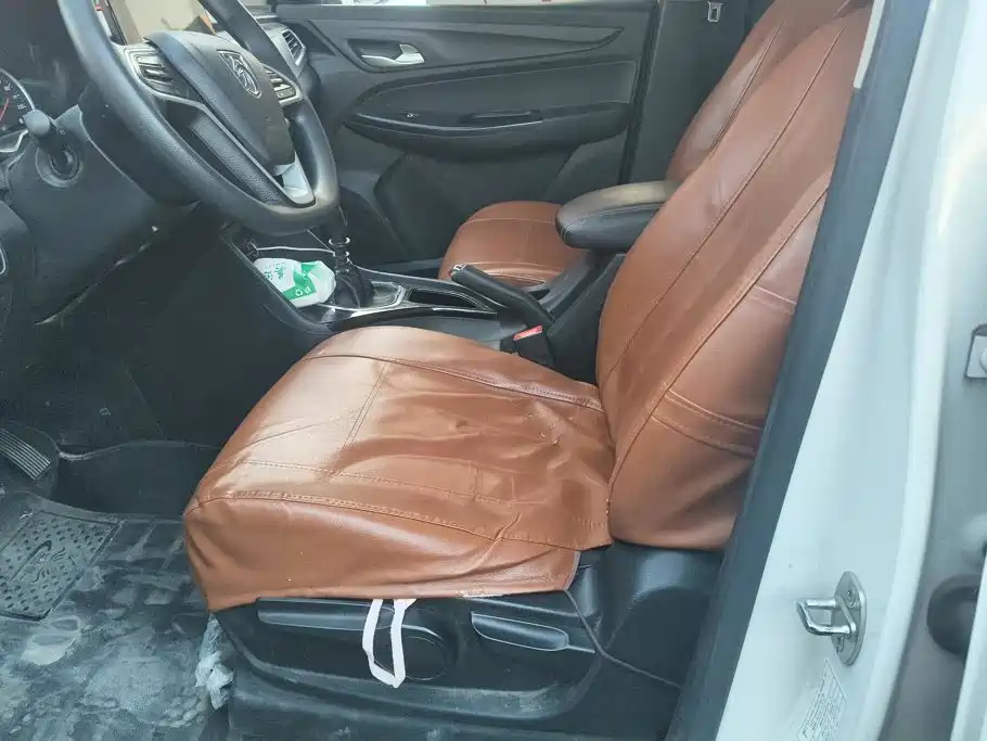 Baojun 730 2020 2019 1.5L Manual Fashion Edition 7-Seater China VI