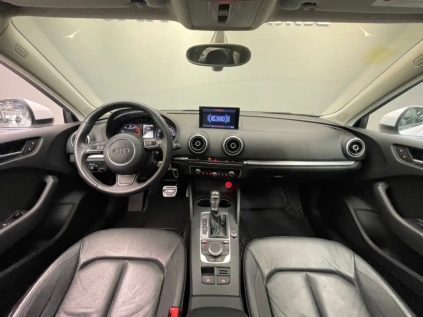 Audi A3 2015 Sportback 35 TFSI Millionth Anniversary Comfort Enjoyment Type фото 9