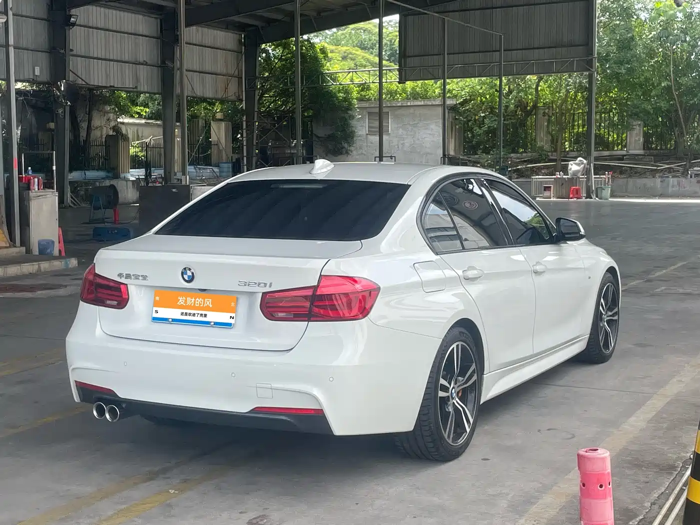 BMW 3 Series 2019 320i M Sport Package фото 3