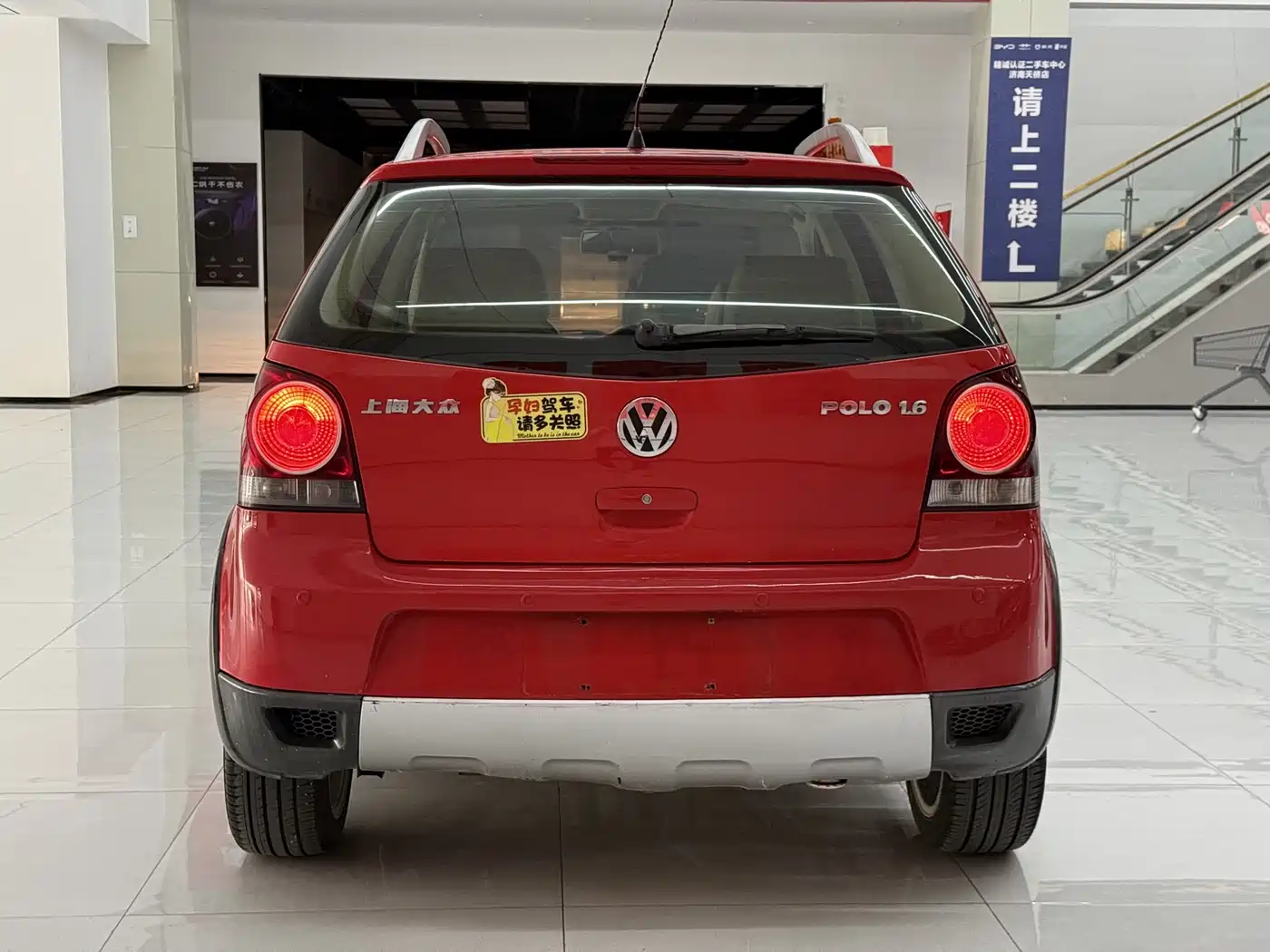Volkswagen Polo 2007 1.6L Cross Polo AT фото 5