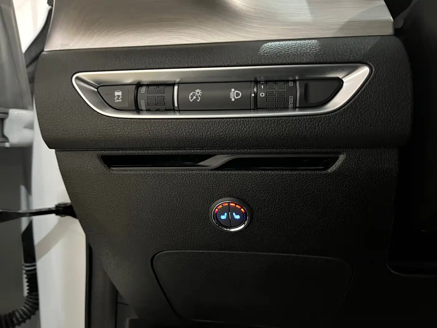 GEELY AUTOMOBILE BINYUE