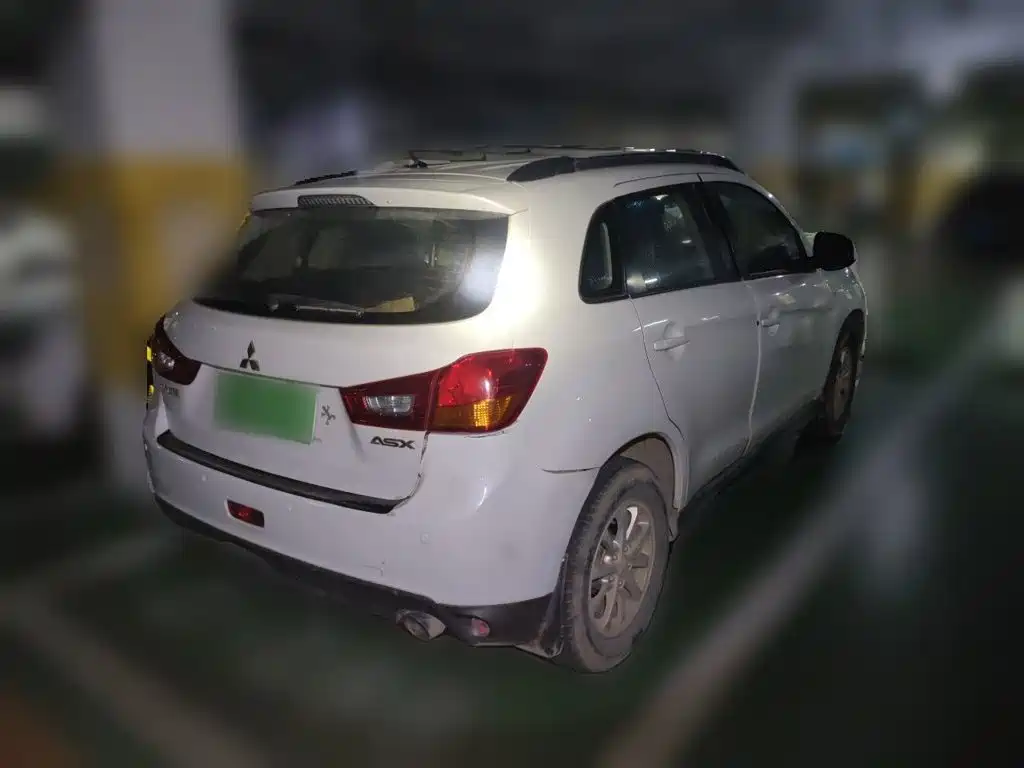 Mitsubishi ASX 2015 2013 2.0L Manual 2WD Comfort