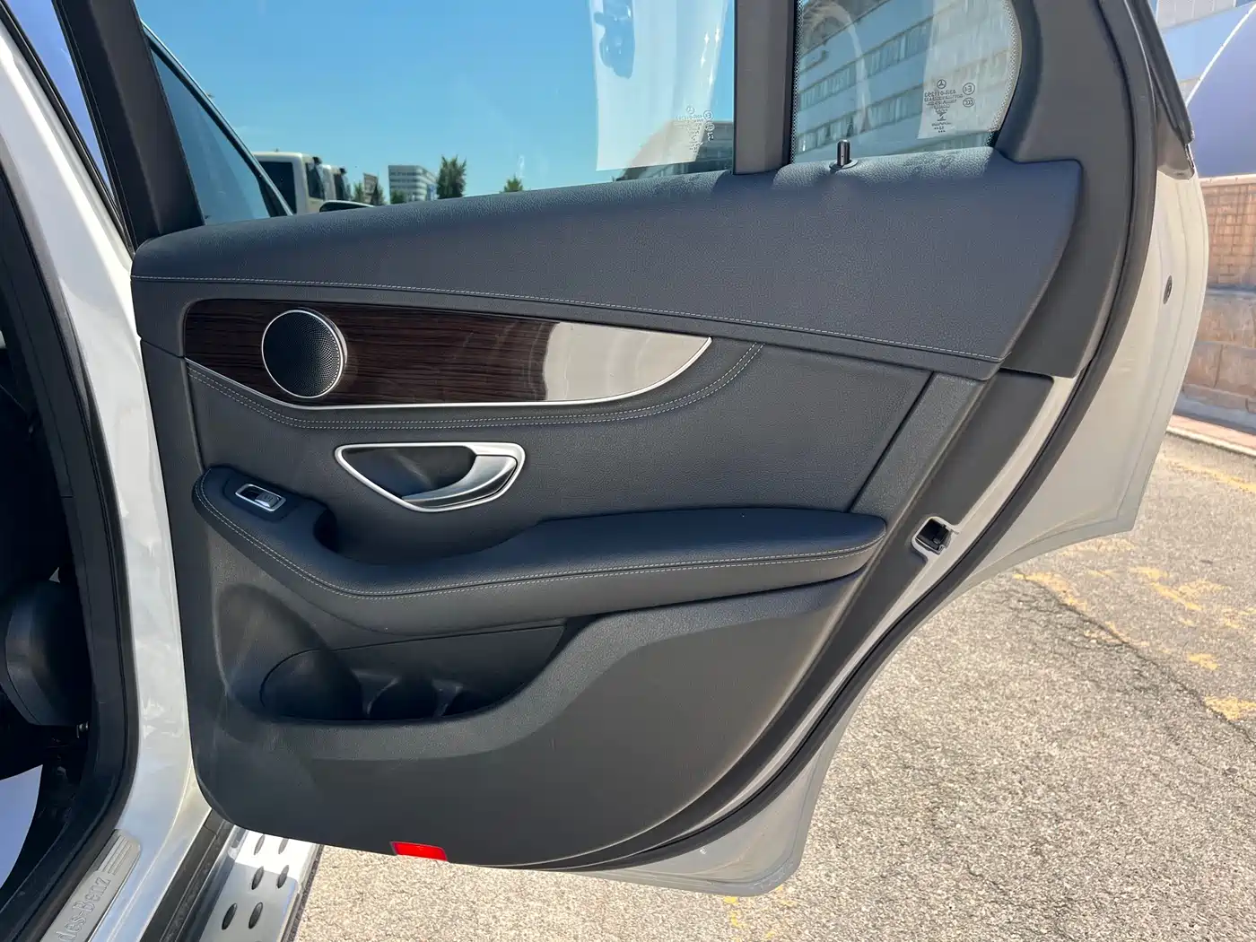 Mercedes-Benz GLC 2019 GLC 260 L 4MATIC Luxury фото 30
