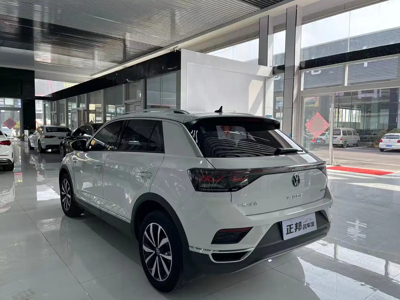 Volkswagen T-ROC 2023 280TSI DSG 2WD Time Edition фото 5